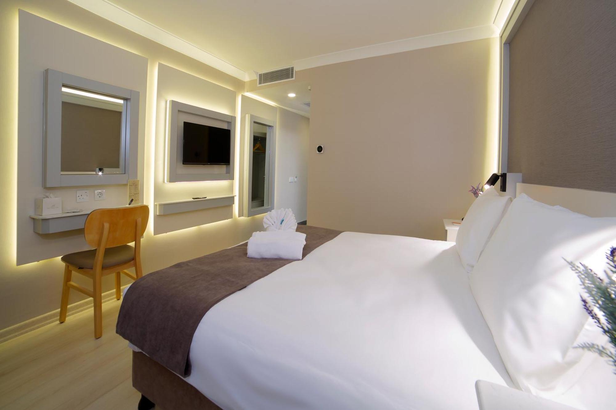 Hotel Bulvar Palas Стамбул Экстерьер фото